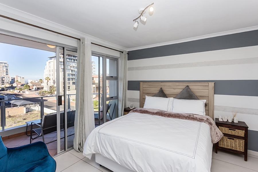 2 Bedroom Property for Sale in Bloubergstrand Western Cape